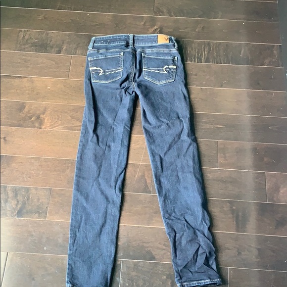 American Eagle blue jeans - Picture 2 of 2